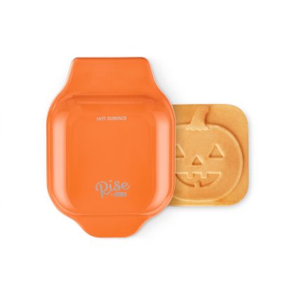 Rise by Bydaash Jack-O-Lantern Mini Waffle Maker